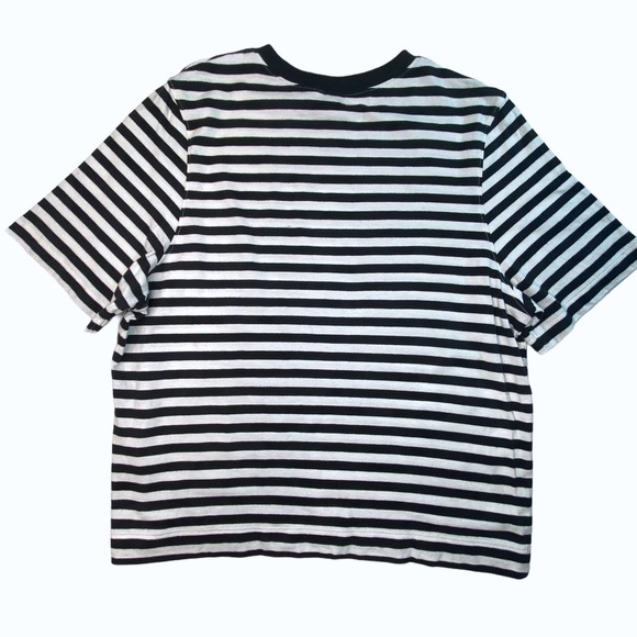 Uniqlo Striped Minimalist B&W Short Sleeve Shirt - Picture 3 of 5
